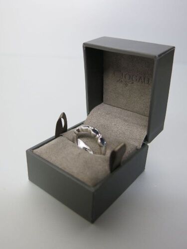 18ct White Gold Ring with 4 Sapphires & 3 Diamonds. Size M. RRP &pound;1795.