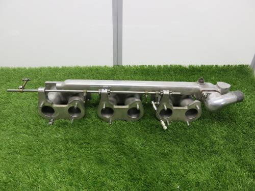 Jaguar 4.2L Triple Weber Inlet Manifold with Polished Aluminium Water Cooling/Thermostat Housing.