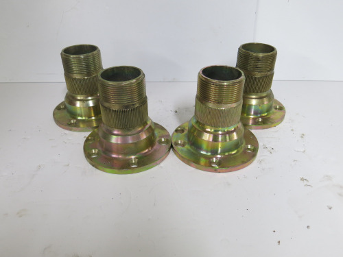 Set of 4 x Jaguar/Daimler MK2 Splined Wheel Hubs, 2 LH & 2 RH.