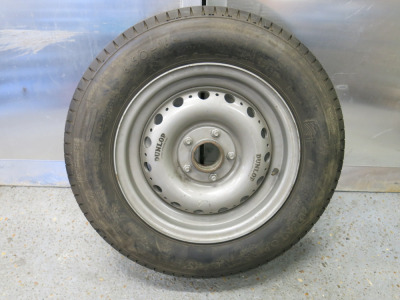 Single Jaguar Dunlop 16" Peg Drive Racing Wheel with Fitted Dunlop Racing 6.60 16 Tyre.
