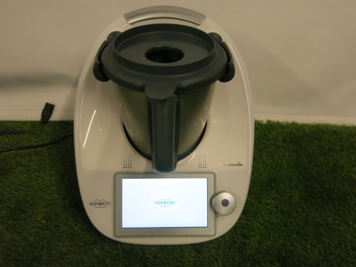 Vorwerk Thermomix Counter Top Food Processor, Model TM6-1,S/N 22484203063314729. Comes with Jug.