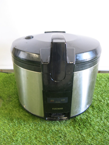 Cuckoo Electric Rice Cooker/Warmer, Model SR-4600, S/N 2107PN50073.