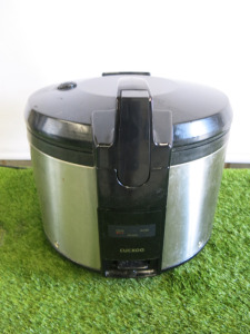 Cuckoo Electric Rice Cooker/Warmer, Model SR-4600, S/N 2107PN50073.