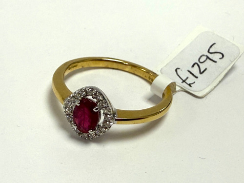 18ct Gold Ruby & Diamond Cluster Ring with White Gold Claws. Ring Size M.