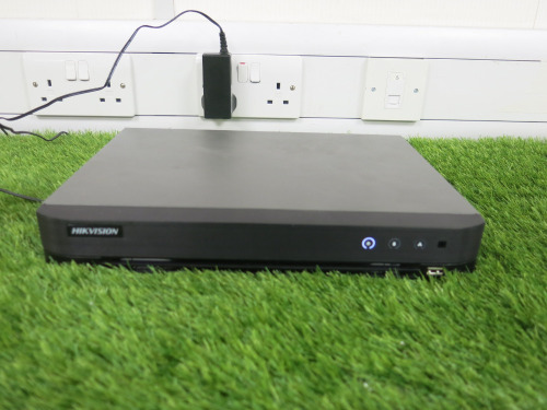 Hikvision Digital Video Recorder, Model iDS-7208HQHI-M1/XT.
