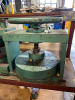 Manual Disc Press.