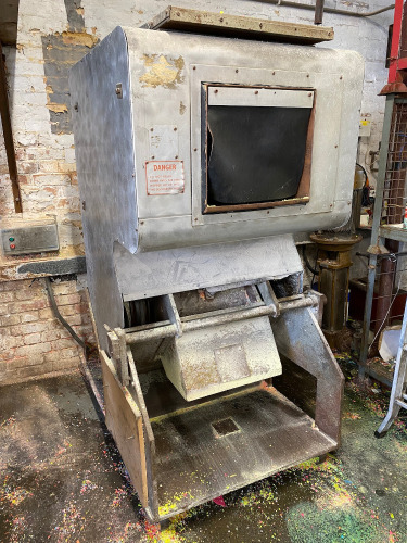 Leesona Cumberland Plastic Granulator/Mixer. Model SP485, S/N 2100.7508.