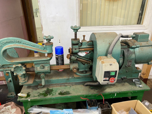 FJ Edwards Electric Foot Operated Rotary Adjustable Circle Cutter, Used for Vinyl Disc Trimmer.