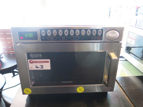 Samsung Heavy Duty 1850w Commercial Microwave, Model CM129, S/N A0WH7WAJ700538E, YOM 2017.