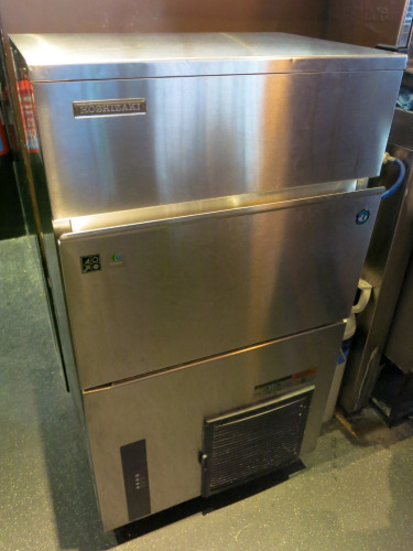 Hoshizaki Ice maker, Model IM-130NE-HC, S/N J21087K. Size H127 x W70 x D50cm.