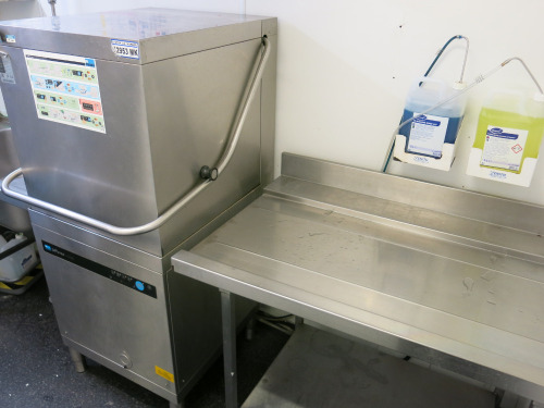 Meiko Run Through Dish Washer, Model Upster H 500S, S/N 10414196, YOM 2018, 6 x Trays. Size H150 x W62 x D75cm. Comes with Stainless Steel Out Table with Shelf Under, Size H98 x W112 x D75cm.