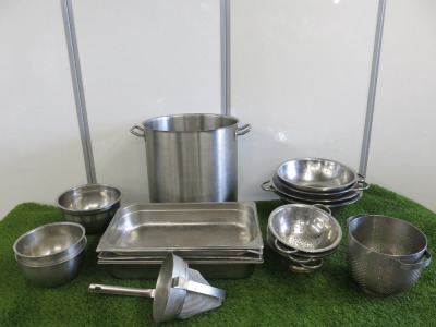 Quantity of Kitchen Accessories to Include: 1 x Large Stock Pot, 4 x GN Containers, 8 x Colanders, 3 x Mixing Bowls & 1 x Sieve.