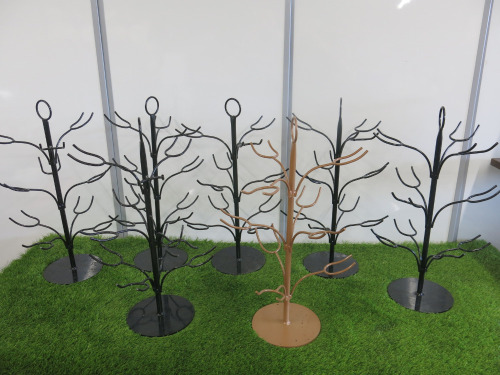 7 x Metal Tree Cocktail/ Wine Glass Holders, 10 Glasses per Holder.