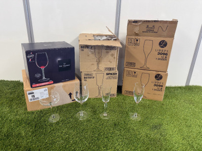 9 x Boxes of Assorted Glassware to Include: 5 x Boxes of Assorted Libbey Flutes, 2 x Box of 9 & 8 Coupe Glasses, 1 x Box of 11 Libbey Glasses & 1 x Box of 6 Chef & Sommelier Cabernet Wine Glasses.