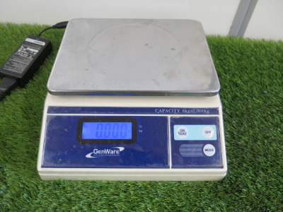 Genware Digital Electronic Scales, Model NACS06, Capacity 6kg. Comes with Power Supply.