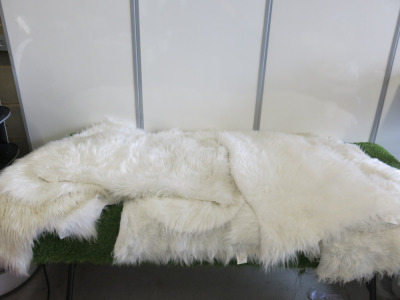 14 x Oeko-Tex Faux Sheep Skin Rugs, Size 90 x 55cm.