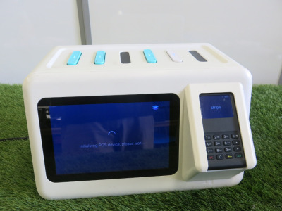 Lyte Smart Shared Charging Station, Model CS-A06.