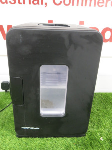 Thermoelectric Cooler & Warmer, Model YT-A-15X. Size H40 x W26 x D30cm.