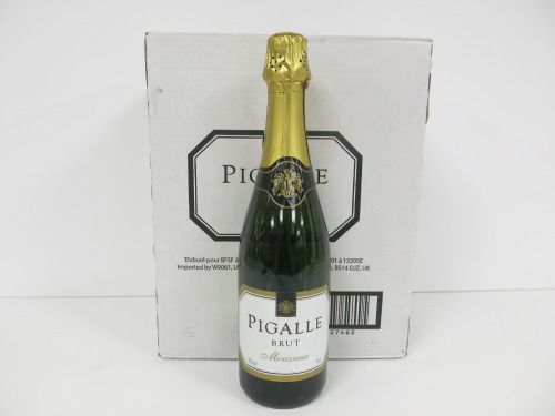 1 x Crate of 6 Bottles Pigalle Brut Mousseux, 75cl.