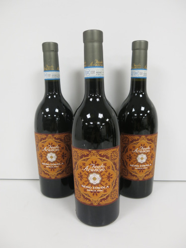 3 x Bottles of Feudo Arancio Nero d'Avola Sicilia Red Wine, 2022, 75cl.