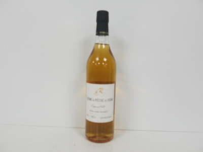 Bottle of Cr&egrave;me De Peche De Vigne Vedrenne, 70cl.