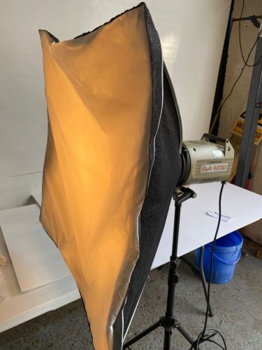 Elinchrom Style 400BX Photography Light on Stand with Diffuser.