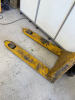 Barlow 2500KG Wide Pallett Truck. - 4