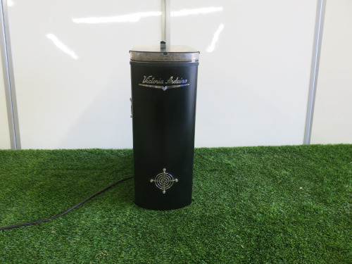 Victoria Arduino Coffee Grinder, Model Mythos 1, S/N RC0012151070869, DOM 02/2022.