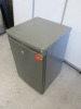 Hoover Refrigerator, Model DL1-16-4, Size H85 x W55 x D56. NOTE: missing salad drawer. - 2