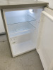Hoover Refrigerator, Model DL1-16-4, Size H85 x W55 x D56. NOTE: missing salad drawer. - 4