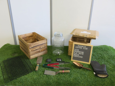 Quantity of Kitchen Accessories to Include: 1 x Nantucket 1.5 Gallon Glass Dispensing Chair, 3 x Metal Cooling Racks, 1 x Black Oven Mit, 4 x Assorted Kitchen Utensils, 1 x Brass Effect Scoop, 2 x Timers, 1 x Temperature Gauge, 2 x Wooden Crates & 1 x Sma