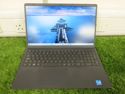 Dell 15.5" Laptop, Model Inspiron 15 3530, Running Windows 11 Pro, Intel i3-1215V, 256SSD Hard drive, 8GIG Memory, with Power Supply