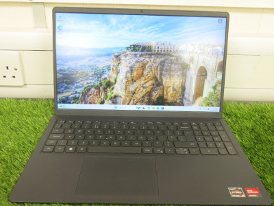 Dell 15.5" Laptop, Model Vostro 3525, Running Windows 11 Pro, CPU RYZENS 5500V, 256GB SSD Hard drive, 8GIG Memory, with Power Supply