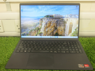 Dell 15.5" Laptop, Model Vostro 3525, Running Windows 11 Pro, CPU RYZENS 5500V, 256GB SSD Hard drive, 8GIG Memory, with Power Supply