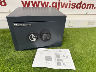 Chubb Safes Electronic Safe. Cert Mark 241539, S/N PC5374, DOM 2023. Comes with Instructions, Fixings & Shelf. Size H33 x W45 x D40cm. NOTE: Appears Unused.
