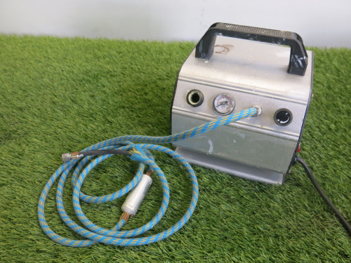 AS176 0.3L Tire Pump.