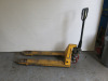 Yellow Total Lifter 2500kg Pump Truck.