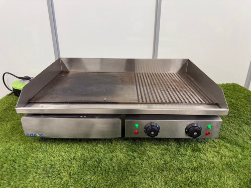 Adexa Commercial Electric Ribbed Griddle, 240V. Size H23 x W73 x D48cm.