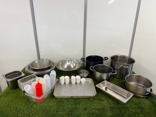 Quantity of Assorted Kitchen Accessories to Inlude:5 x Stainless Bowls, 1 x Colander, 10 x GN Containers, 1 x Tray,1 x Frying Pan, 1 x Sauce Pan, 3 x Stock Pots, 7 x Plastic Sauce Bottles & 22 x Dipping Bowls.