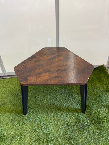 Wooden Top Side Table on Metal Legs. Size H45 x W5 x D52cm.