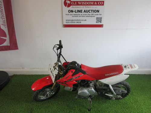 Honda CRF50F 4 Stroke Dirt Bike with Key. Year 2016.