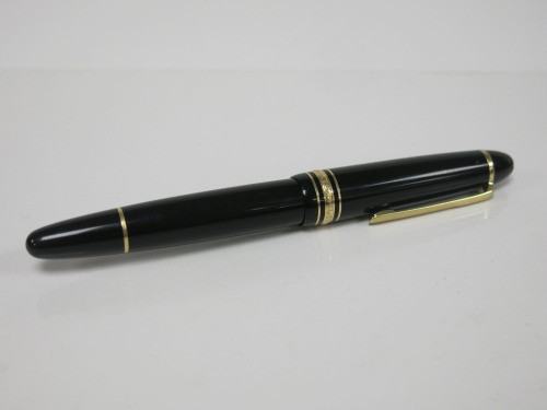 MONTBLANC Meisterstuck Pix Gold Trim Ballpoint Pen with Lid. S/N VU1406787.