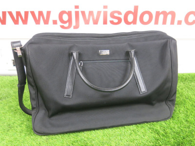 Gucci Black Nylon Boston Travel Carry Bag. Size H38cm & W46cm. NOTE: condition as viewed/inspected.