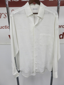 Loro Piana Men's White Linen Long Sleeve Shirt. Size XXL.