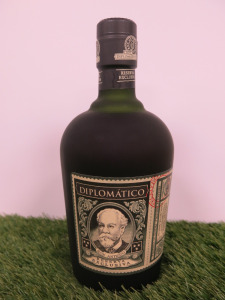 Diplomatico Reserva Exclusiva Venezuelan Rum, 700ml.