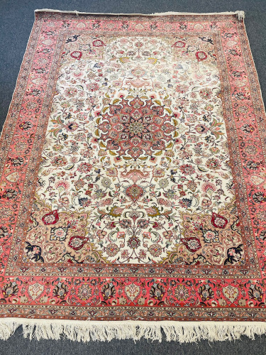 Persian Fine Tabriz Rug. Size 350cm x 252cm. Purchased in Florida in 1996. NOTE: Appears in very good condition.