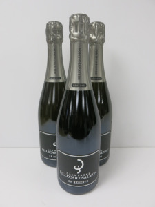 3 x Bottles of Billecart-Salmon Le Reserve Extra Brut Champagne, 750ml.