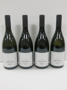 4 x Bottles of Navitas Winery Terre De Zeus Assyrtiko White Wine, 2022, 750ml.