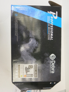 Debra AU-400 Professional 4 Channel Wireless Microphone System.