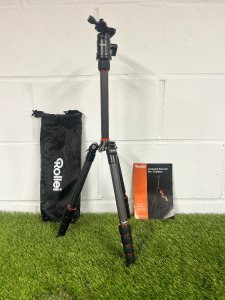 Rollei Compact Extendable Traveller No1 Carbon Tripod, with Manual & Carry Bag.